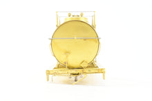 Load image into Gallery viewer, O Brass PSC - Precision Scale Co. Various Roads 10,000 Gallon ACF Tank Car
