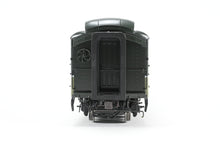 Load image into Gallery viewer, HO Brass W&amp;R Enterprises NP - Northern Pacific Baggage Car  Factory Painted "Loewy" No. 1505
