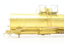 Load image into Gallery viewer, O Brass PSC - Precision Scale Co. Various Roads 10,000 Gallon ACF Tank Car
