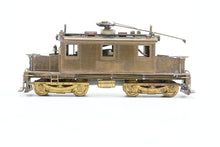 Load image into Gallery viewer, HO Brass E. Suydam &amp; Co PE - Pacific Electric 1624 Steeple Cab Freight Motor Early Run
