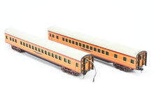 Load image into Gallery viewer, O Scale Weaver MILW - Milwaukee Road 2-Car Hiawatha Add-On set Factory Painted
