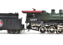 Load image into Gallery viewer, HO Brass PFM - Tenshodo GN - Great Northern F8 class 2-8-0 Factory Painted
