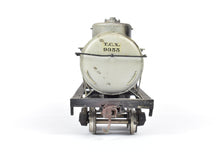 Load image into Gallery viewer, HO Brass Gem Models Various Roads 42&#39; 3-Dome Tank Car CP Lettered Texaco Weathered
