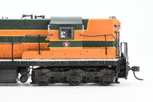 Load image into Gallery viewer, HO Life-Like Proto 2000 GN - Great Northern EMD SD7 w/o Dynamic Brake FP No. 568 w/ Tsunami2 DCC and Sound Added AS-IS

