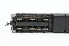 Load image into Gallery viewer, HO Life-Like Proto 2000 GN - Great Northern EMD SD7 w/o Dynamic Brake FP No. 568 w/ Tsunami2 DCC and Sound Added AS-IS
