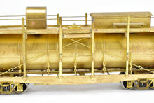 Load image into Gallery viewer, HO Brass CON Westside Model Co. SP - Southern Pacific Fire Train Set T-1 4-6-0 and Two Tank Cars - Missing 2 Ladders
