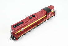 Load image into Gallery viewer, HO Life-Like Proto 2000 DM&amp;IR - Duluth Missabe &amp; Iron Range EMD SD9 w/ Dynamic Brake FP No. 130
