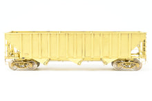 Load image into Gallery viewer, O Brass PSC - Precision Scale Co. Various Roads 70-Ton 3-Bay Hopper

