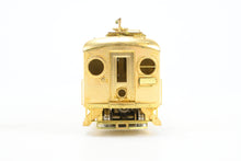 Load image into Gallery viewer, HO Brass Suydam PE - Pacific Electric Blimp 71' Coach Powered

