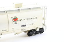 Load image into Gallery viewer, O Brass OMI - Overland Models, Inc. Various Roads NAHX - NAAS Foods, Inc. North American Hopper (PD 3000-3) Factory Painted No. 94657
