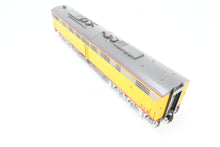 Load image into Gallery viewer, O Brass OMI - Overland Models, Inc. MILW - Milwaukee Road EMD E8/9B w/o Port Holes Custom Painted No. 32B AS-IS
