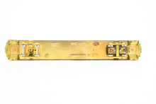 Load image into Gallery viewer, HO Brass Suydam PE - Pacific Electric Blimp 71' Coach Powered
