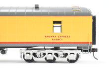 Load image into Gallery viewer, O Brass Sunset Models Third Rail UP - Union Pacific 70’ Harriman Baggage FP Yellow/Gray No. 3026
