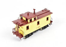 Load image into Gallery viewer, HO Brass PFM - SKI DM&amp;IR - Duluth Missabe &amp; Iron Range Wood Caboose FP #C-161
