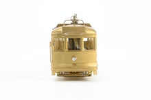 Load image into Gallery viewer, HO Brass Suydam PE - Pacific Electric "Hollywood Car" Modernized Style Center Entrance
