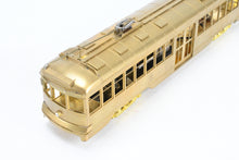 Load image into Gallery viewer, HO Brass Suydam PE - Pacific Electric "Hollywood Car" Modernized Style Center Entrance
