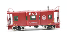 Load image into Gallery viewer, O Brass PSC - Precision Scale Co. B&amp;O - Baltimore &amp; Ohio I-12 Caboose, Built 1941 - 1945 Factory Painted No. C2807
