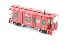 Load image into Gallery viewer, O Brass PSC - Precision Scale Co. B&amp;O - Baltimore &amp; Ohio I-12 Caboose, Built 1941 - 1945 Factory Painted No. C2807
