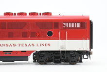 Load image into Gallery viewer, HO Athearn Genesis MKT - Missouri Kansas Texas EMD F3-A/F3-B/F3-A Phase II 3-Unit Set FP Nos. 205A, B, &amp; C
