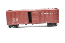 Load image into Gallery viewer, O Brass PSC - Precision Scale Co. B&amp;O - Baltimore &amp; Ohio M-50 Boxcar w/Corrugated Sides Factory Painted No. 367100
