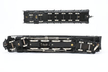Load image into Gallery viewer, HO Brass NPP - Nickel Plate Products NYC - New York Central S-1b Niagara 4-8-4 Custom Painted No. 6008
