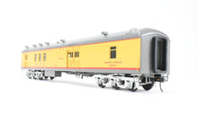 Load image into Gallery viewer, O Brass Sunset Models Third Rail UP - Union Pacific 70’ Harriman RPO FP Yellow/Gray No. 2257
