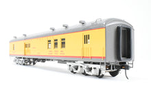 Load image into Gallery viewer, O Brass Sunset Models Third Rail UP - Union Pacific 70’ Harriman RPO FP Yellow/Gray No. 2257
