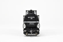 Load image into Gallery viewer, HO Brass W&amp;R Enterprises Various Roads AC&amp;F 10,000 GAL 3-Dome Tank Car With High Walkway C/P The Mid Continent Oil Refining Co.
