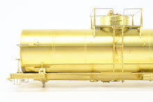 Load image into Gallery viewer, O Brass PSC - Precision Scale Co. 10,000 Gallon ACF Tank Car
