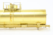 Load image into Gallery viewer, O Brass PSC - Precision Scale Co. 10,000 Gallon ACF Tank Car
