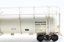 Load image into Gallery viewer, O Brass OMI - Overland Models, Inc. Various Roads Linde-Union Tank Canadian Liquid Air Tank Car #80015 Factory Painted No. 80015
