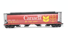 Load image into Gallery viewer, O Brass OMI - Overland Models, Inc. Various Roads CNWX - Canadian Wheat Board Hawker-Siddeley Covered Hopper Pro-Painted No. 101287
