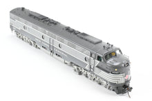 Load image into Gallery viewer, HO Brass OMI - Overland Models, Inc. NYC - New York Central EMD E8A Pro-Painted No. 4065 W/Light Weathering
