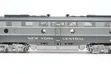 Load image into Gallery viewer, HO Brass OMI - Overland Models, Inc. NYC - New York Central EMD E8A Pro-Painted No. 4065 W/Light Weathering
