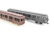 Load image into Gallery viewer, HO Q Car Company BMT – Brooklyn-Manhattan Transit Corporation 2500-2599 Series Trailer Cars 2-Pack Custom Built and Painted NO BOX
