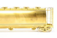 Load image into Gallery viewer, O Brass OMI - Overland Models, Inc. Various Roads ACF Cylindrical Covered Hopper
