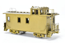 Load image into Gallery viewer, HO Brass Oriental Limited GN - Great Northern GN X627-X636 Wood Caboose
