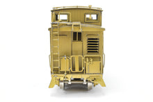 Load image into Gallery viewer, HO Brass Oriental Limited GN - Great Northern GN X627-X636 Wood Caboose
