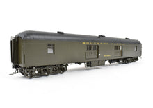 Load image into Gallery viewer, HO NEW Brass TCY - The Coach Yard SP - Southern Pacific Heavyweight Baggage Car &quot;Daylight/Starlight&quot; Class 70-B-7 FP #6082
