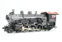 Load image into Gallery viewer, HO Brass W&amp;R Enterprises NP - Northern Pacific Q-4 4-6-2 Custom Painted &amp; Lightly Weathered No. 2222

