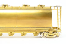 Load image into Gallery viewer, O Brass OMI - Overland Models, Inc. Wabash/N&amp;W - Norfolk &amp; Western/IT - Illinois Terminal HC-60 Cylindrical Covered Hopper
