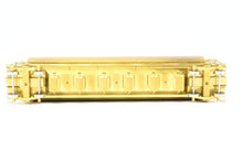 Load image into Gallery viewer, O Brass OMI - Overland Models, Inc. Wabash/N&amp;W - Norfolk &amp; Western/IT - Illinois Terminal HC-60 Cylindrical Covered Hopper
