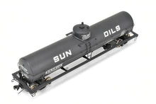Load image into Gallery viewer, HO Brass PSC - Precision Scale Co. Various Roads 16,000 Gallon Tank Car F/P Decaled Sun Oils
