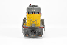 Load image into Gallery viewer, HO Brass OMI - Overland Models Inc. UP - Union Pacific EMD GP35 w/ Dynamic Brakes and High Headlight CP #752
