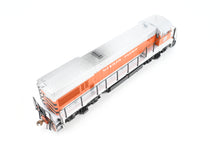 Load image into Gallery viewer, HO Atlas Silver Series WP - Western Pacific GE U30B FP No. 763 Custom Weathered
