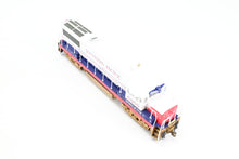 Load image into Gallery viewer, HO Bowser "Executive Line" SP - Southern Pacific GE U-25B FP No. 6800 Bicentennial Scheme

