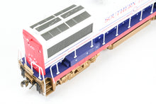 Load image into Gallery viewer, HO Bowser "Executive Line" SP - Southern Pacific GE U-25B FP No. 6800 Bicentennial Scheme
