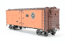 Load image into Gallery viewer, O Brass PSC - Precision Scale Co. PFE - Pacific Fruit Express 40’ Steel Reefer with Wood Roof Walk Circa 1945 CP No. 45682 BAD LETTERING
