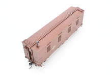 Load image into Gallery viewer, HO Brass W&amp;R Enterprises NP - Northern Pacific MOW Dining Car Pro-Painted &amp; Weathered No. 200073D
