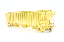 Load image into Gallery viewer, O Brass OMI - Overland Models, Inc. Various Roads Pullman Standard Covered Hopper 4750 Cubic Ft
